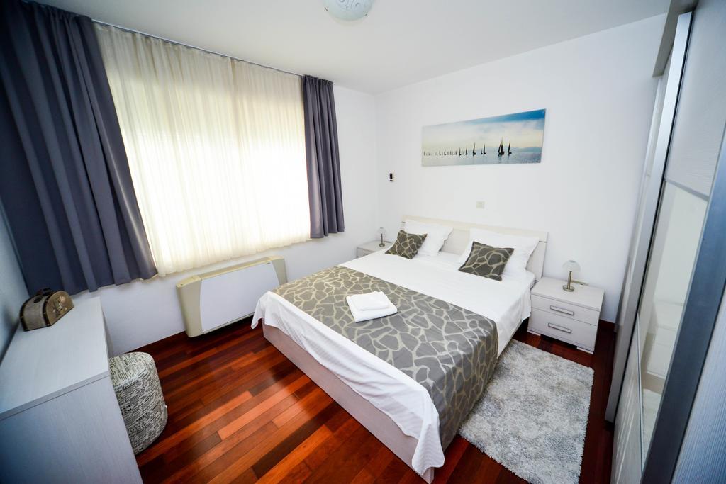 Apartment Mahagony Deluxe Zadar Room photo